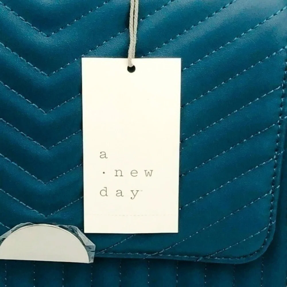 A new day Teal Backpack - Picture 9 of 9